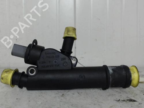 Used Thermostat housing VW GOLF PLUS V (5M1, 521) 1.9 TDI (105 hp) 27117121