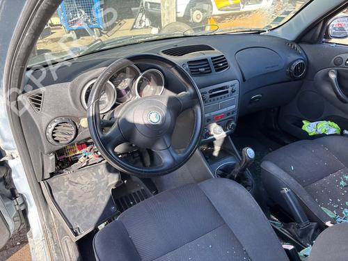 Used Radio Radio 39265787 39265787