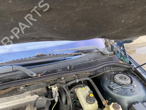 Used Front wiper motor RENAULT SAFRANE II (B54_) 2.2 dT (B54G) (113 hp) 29483325