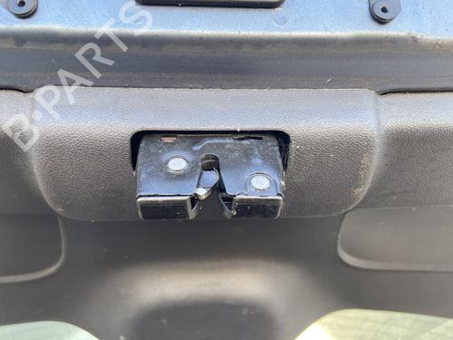 Used Tailgate lock RENAULT CLIO III (BR0/1, CR0/1) 1.5 dCi (BR17, CR17) (86 hp) 30061065