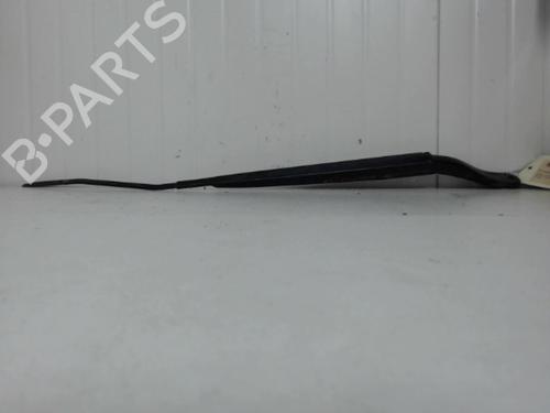 Used Front windshield wiper arm RENAULT MEGANE III Hatchback (BZ0/1_, B3_) 1.5 dCi (BZ09, BZ0D, BZ1W, BZ29, BZ14) (110 hp) 27116539