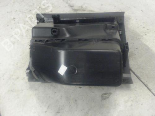 Used Glove box Glove box CITROËN C3 III (SX) 1.2 PureTech 82 (83 hp) 27134831 27134831