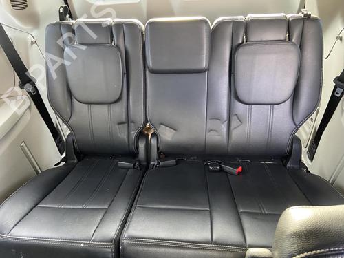 other-lancia-voyager-mpv-404_-2011-2012-2013-2014-32121413 main image