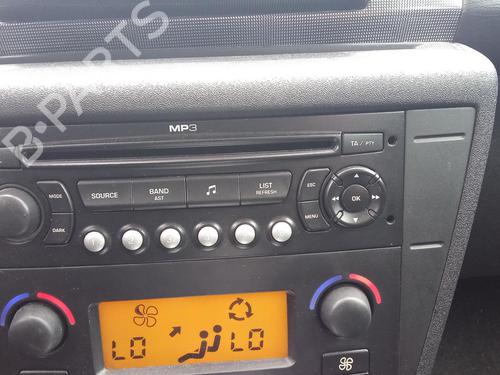 Used Radio CITROËN C4 I (LC_) 1.6 HDi (109 hp) 27133839
