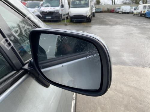 right-mirror-toyota-auris-_e15_-2006-2007-2008-2009-2010-2011-2012-2013-32086645 main image