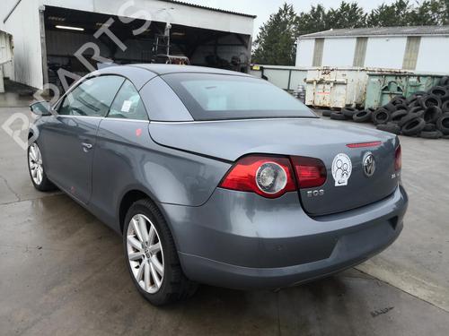 Used Rear bumper reinforcement VW EOS (1F7, 1F8) 2.0 TDI 16V (140 hp) 27131299