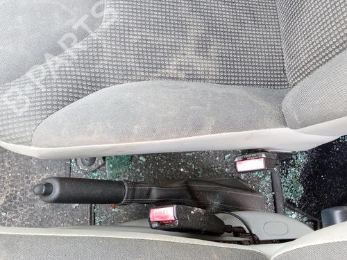 Hand brake OPEL VIVARO A Van (X83) 2.0 CDTI (F7) 93868892