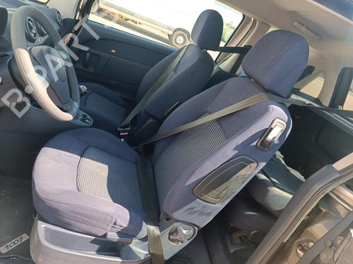 Left headlight PEUGEOT 1007 (KM_) 1.4 HDi | BP27125988C28  - Image 9