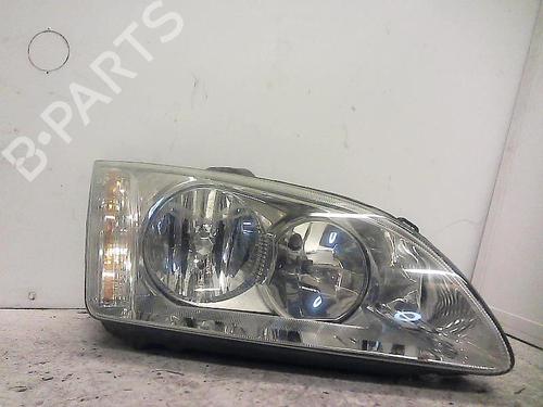 Used Right headlight FORD FOCUS II (DA_, HCP, DP) 1.6 TDCi (90 hp) 27121478