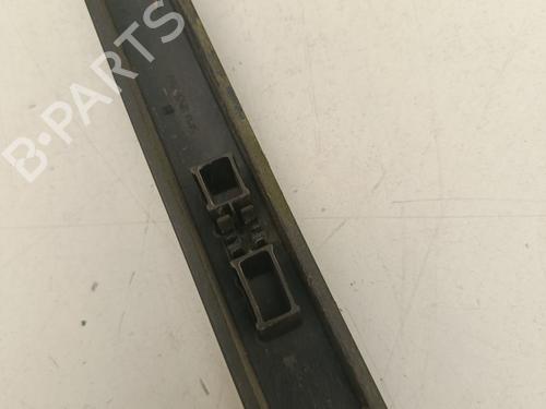 Used Rear windshield wiper arm Rear windshield wiper arm SEAT IBIZA IV (6J5, 6P1) 1.4 TDI (80 hp) 33200795 33200795