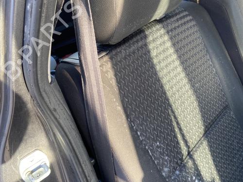 Used Rear right seatbelt Rear right seatbelt TOYOTA COROLLA Verso (ZER_, ZZE12_, R1_) 2.2 D-4D (AUR10_, AUR10R) (177 hp) 32471476 32471476