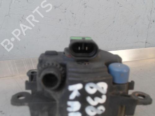 Used Right front fog light RENAULT KANGOO / GRAND KANGOO II (KW0/1_) 1.5 dCi 90 (KW05, KW08, KW0G, KW11) (90 hp) 27120104