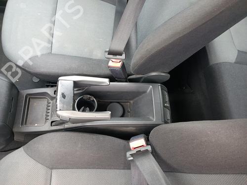 Used Seat buckle OPEL ZAFIRA / ZAFIRA FAMILY B (A05) 1.9 CDTI (M75) (120 hp) 27126089