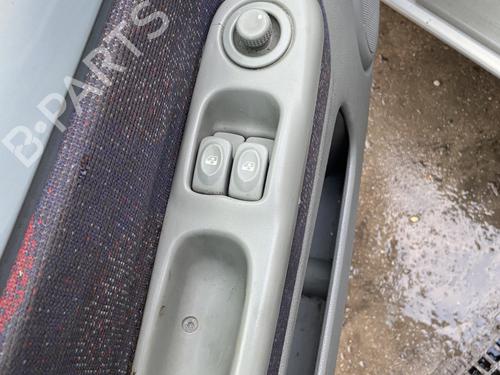 Fensterheberschalter links vorne für RENAULT TWINGO I (C06_) 1.2 16V (C06C, C06D, C06K) (75 hp) 30480714