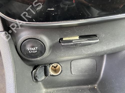 Lecteur Carte RENAULT CLIO IV (BH_) 1.5 dCi 90 (90 hp) 28451244