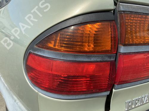 Used Left taillight RENAULT LAGUNA I (B56_, 556_) 1.6 16V (B568, B561) (107 hp) 28322280