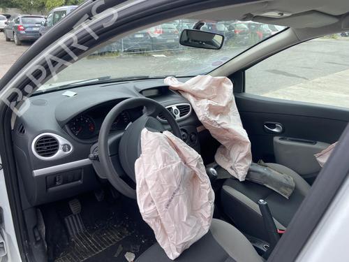 Used Steering column RENAULT CLIO III (BR0/1, CR0/1) 1.2 16V Hi-Flex (BR1U, CR1U) (75 hp) 27110872