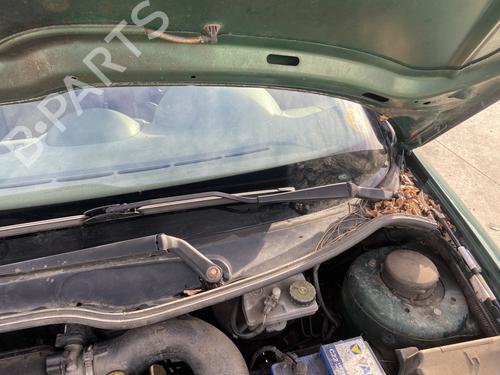 Vindrute viskerarm PEUGEOT 206 Hatchback (2A/C) 1.4 i (75 hp) 30299809