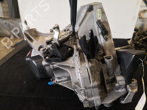 Used Gearbox Gearbox RENAULT TWINGO II (CN0_) 1.5 dCi (CN0E) (64 hp) 27103983 27103983