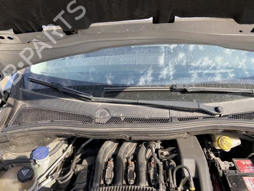 Front windshield wiper arm PEUGEOT 208 I (CA_, CC_) 1.2 VTI 82 1608393380