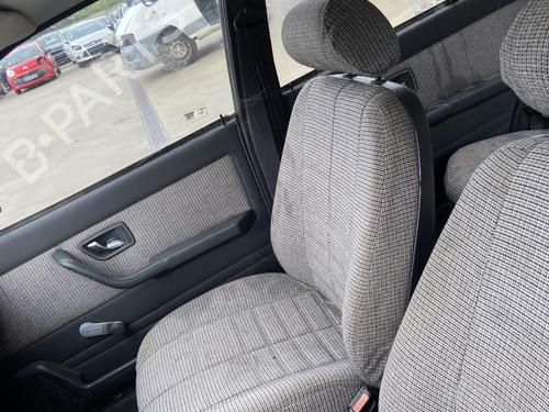 Used Right front seat PEUGEOT 305 II Break (581E) 1.6 (75 hp) 27152390