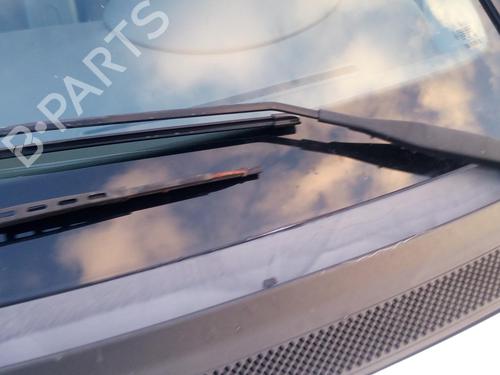 Used Front windshield wiper arm MERCEDES-BENZ A-CLASS (W168) A 170 CDI (168.009, 168.109) (95 hp) 27128121