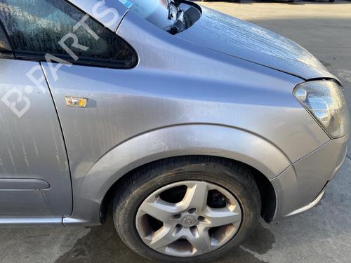 Used Right front fenders OPEL ZAFIRA / ZAFIRA FAMILY B (A05) 1.9 CDTI (M75) (120 hp) 27107615