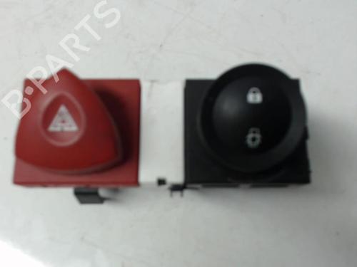 Warning switch RENAULT MEGANE II (BM0/1_, CM0/1_) 1.5 dCi (BM1F, CM1F) | BP27115451I22 