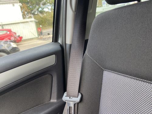 Used Front right belt tensioner OPEL ZAFIRA / ZAFIRA FAMILY B (A05) 1.7 CDTI (M75) (110 hp) 30399791