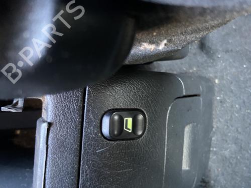 Used Right rear window switch Right rear window switch 38926237 38926237