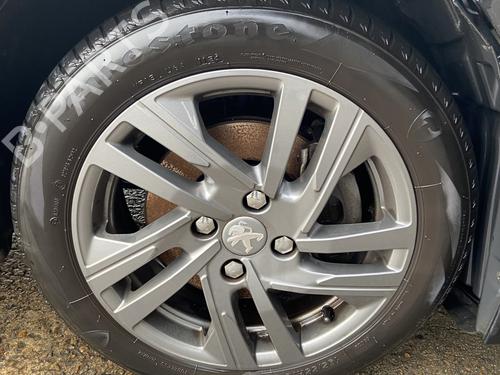 Used Right front brake caliper PEUGEOT 208 II (UB_, UP_, UW_, UJ_) 1.5 BlueHDI 100 (102 hp) 32166899