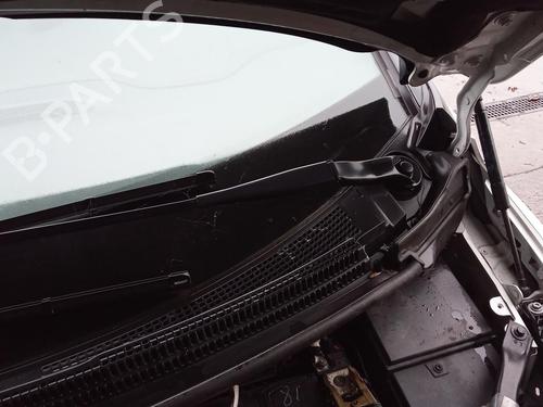 Used Front windshield wiper arm RENAULT SCÉNIC IV (J9_) 1.7 Blue dCi 120 (J9A7, J9A8) (120 hp) 27143919