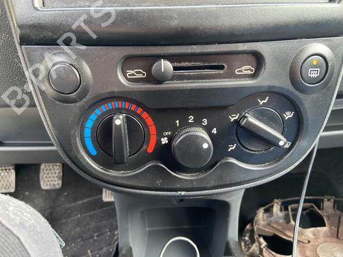 Commande Chauffage CHEVROLET MATIZ (M200, M250) 0.8 (52 hp) 31136152