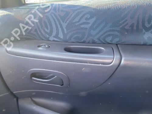 Used Front right interior door handle RENAULT ESPACE III (JE0_) 2.2 12V TD (JE0E, JE0H, JE0P) (113 hp) 29026796