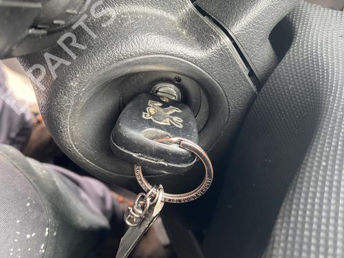 Used Ignition barrel PEUGEOT 206+ (2L_, 2M_) 1.4 HDi eco 70 (68 hp) 31654790