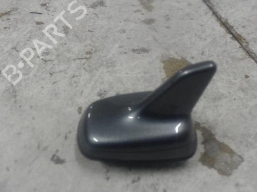Used Antenna/Base AUDI A3 Sportback (8VA, 8VF) 2.0 TDI (150 hp) 27135224