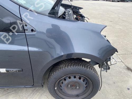 Used Right front fenders RENAULT CLIO III (BR0/1, CR0/1) 1.5 dCi (BR17, CR17) (86 hp) 28823644