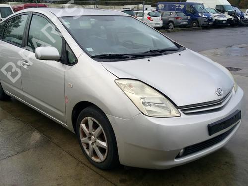 Used Windscreen washer tank TOYOTA PRIUS Liftback (_W2_) 1.5 Hybrid (NHW20_, NHW20R) (112 hp) 27128232