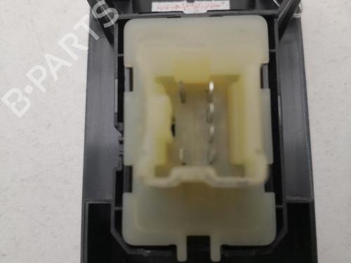 Used Right front window switch Right front window switch RENAULT CAPTUR I (J5_, H5_) 1.5 dCi 90 (J5N4, J5M5, J5MW, J5M6, J5AL, J5AJ) (90 hp) 27103546 27103546