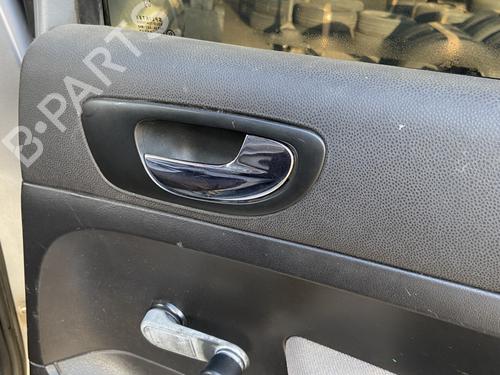 Høyre bak invendig håndtak PEUGEOT 307 (3A/C) 2.0 HDi 110 (107 hp) 28839881