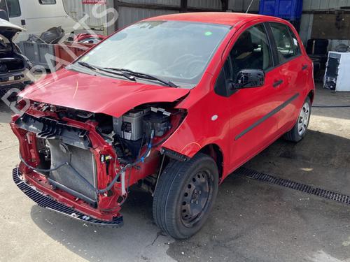 Used Left front brake caliper Left front brake caliper TOYOTA YARIS (_P9_) 1.0 VVT-i (KSP90_, KSP90R) (69 hp) 33849736 33849736