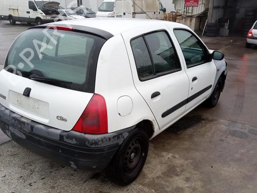 Used Rear axle RENAULT CLIO II (BB_, CB_) 1.2 (BB0A, BB0F, BB10, BB1K, BB28, BB2D, BB2H, CB0A,... (58 hp) 32121857