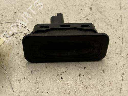 Used Switch Switch RENAULT ZOE (BFM_) ZOE (92 hp) 39725944 39725944