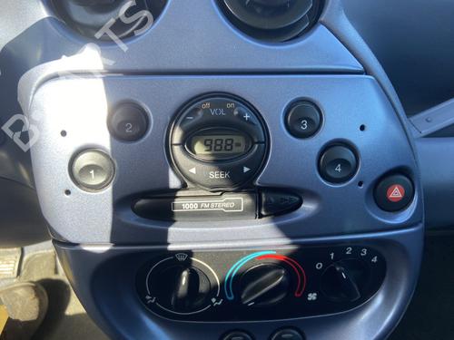 Used Radio Radio FORD KA (RB_) 1.3 i (60 hp) 33200831 33200831
