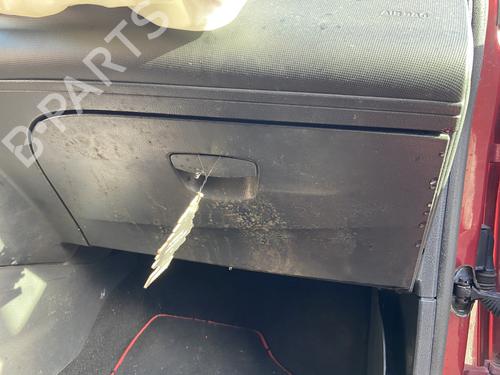 Used Glove box SEAT IBIZA IV (6J5, 6P1) 2.0 TDI (143 hp) 31762237