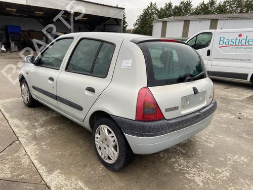 Used Rear axle RENAULT CLIO II (BB_, CB_) 1.6 (B/CB0D, BB00) (90 hp) 32121567