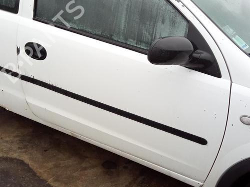 Høyre foran lås OPEL CORSA C (X01) 1.3 CDTI (F08, F68) (70 hp) 27147945