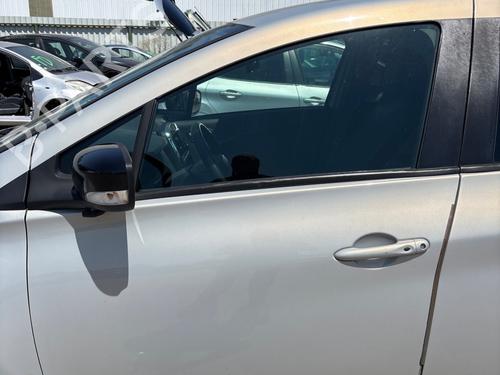 front-left-door-window-renault-zoe-bfm_-2012-37741769 main image
