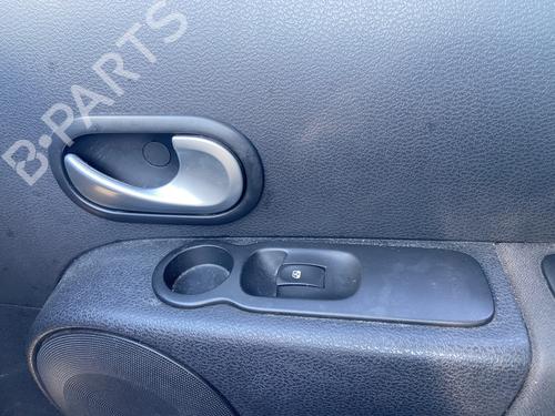 front-right-interior-door-handle-renault-modus-grand-modus-fjp0_-2004-32729825 main image