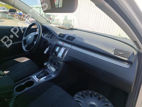 Tableau de bord VW PASSAT B6 Variant (3C5) 2.0 TDI (140 hp) 27124520